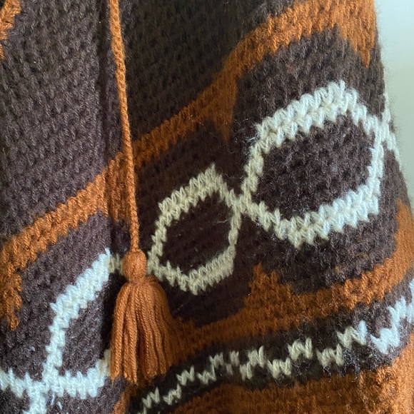 Vintage Poncho - Picture 2 of 5